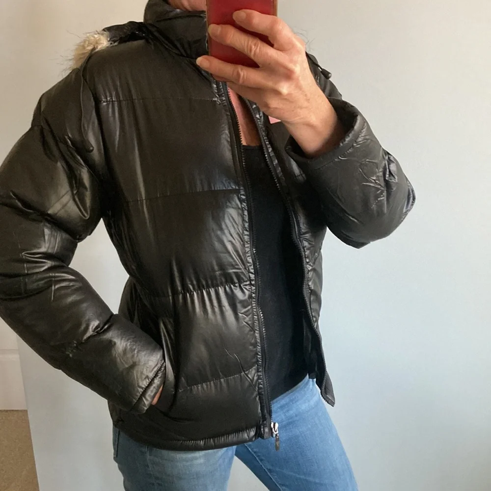 Black Hooded Puffer Jacket - Picture 3 of 9